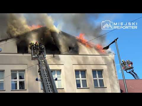 Pożar Liceum  na Żwirki i Wigury w Grodzisku Mazowieckim