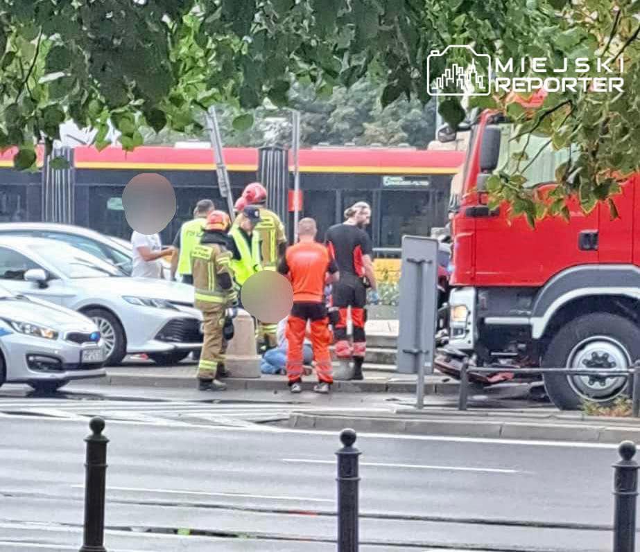 dachowanie po alkoholu, pijany policjant