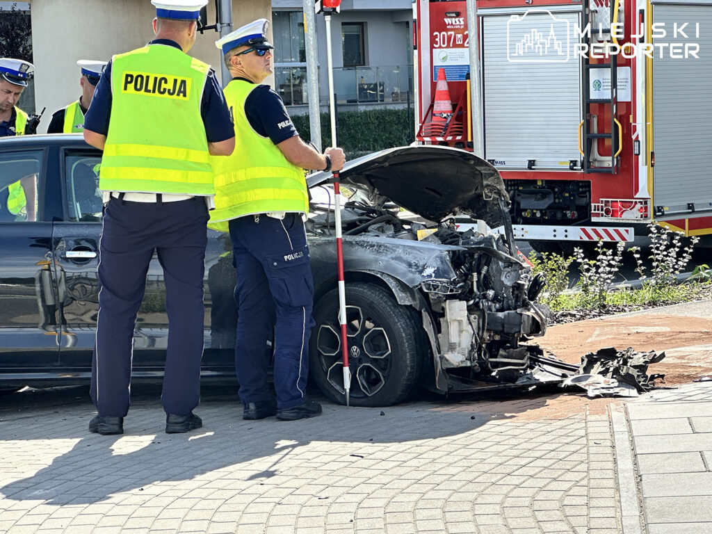 śmiertelny wypadek karetki z autem osobowym na Lazurowej