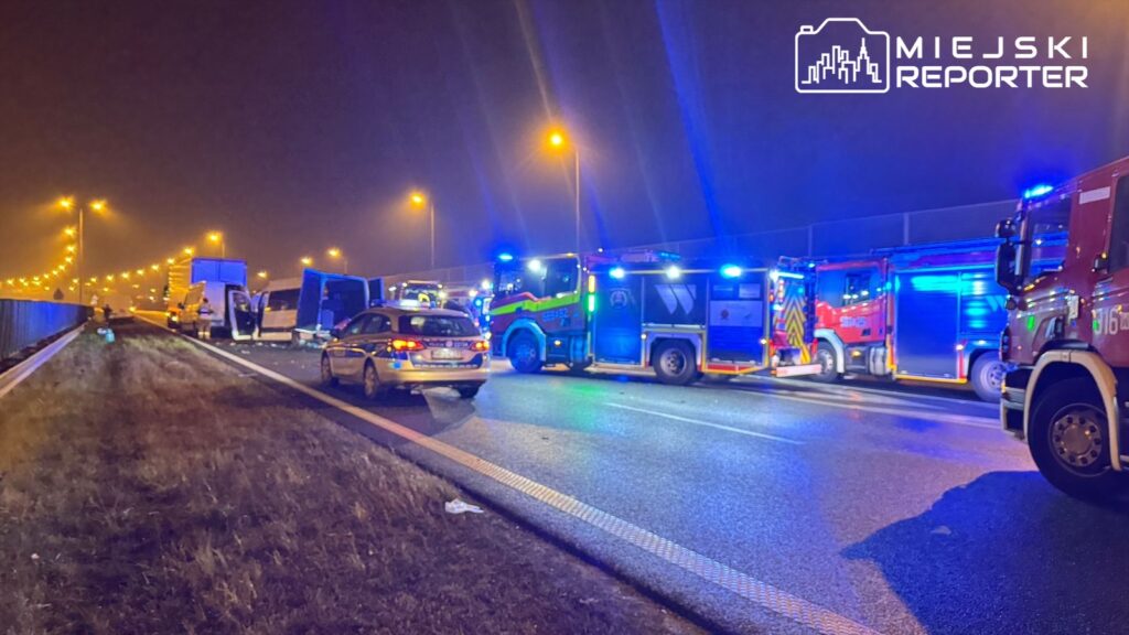 wypadek na autostradzie a2 wezeł pruszków