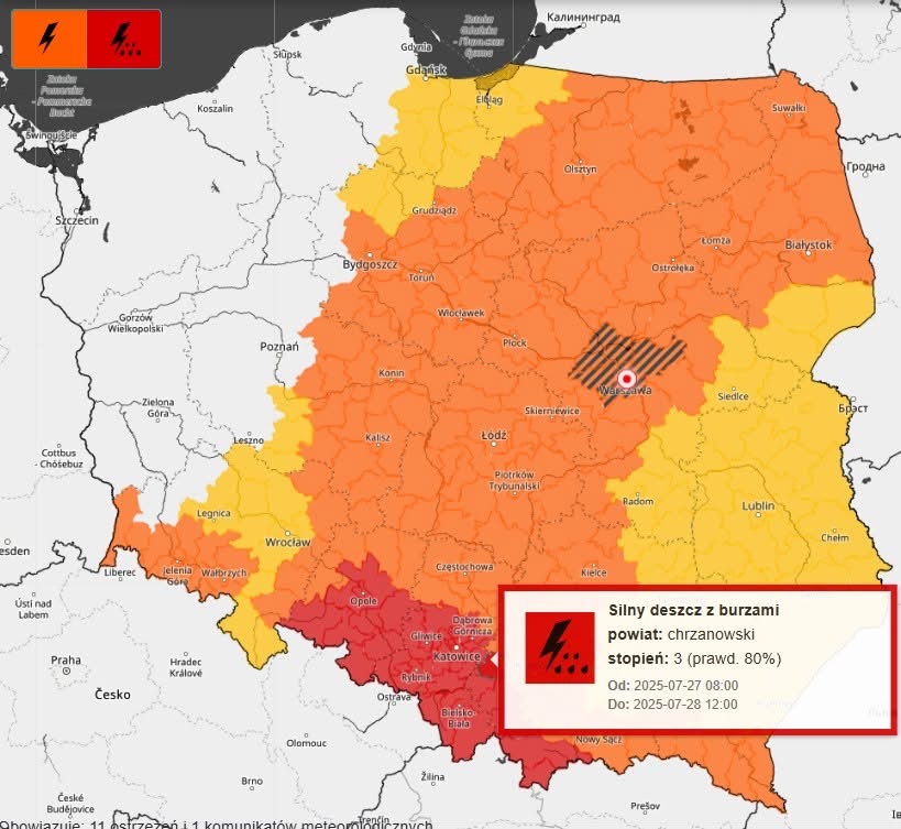 Mapa Polski z oznaczeniem obszarów zagrożonych silnym deszczem z burzami, w tym powiat chrzanowski.