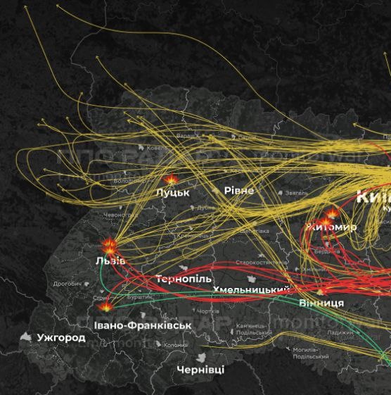 Mapa przedstawiająca trasy oraz lokalizacje zdarzeń w zachodniej Ukrainie, z oznaczeniami miast i kolorowymi liniami.