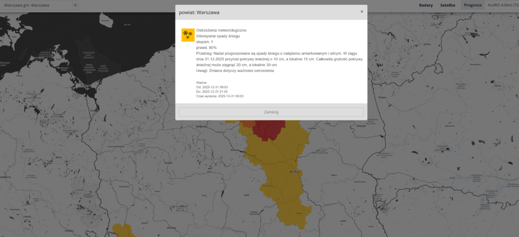 Mapa z oznaczeniami obszarów w Polsce, z informacjami o ostrzeżeniach meteorologicznych.