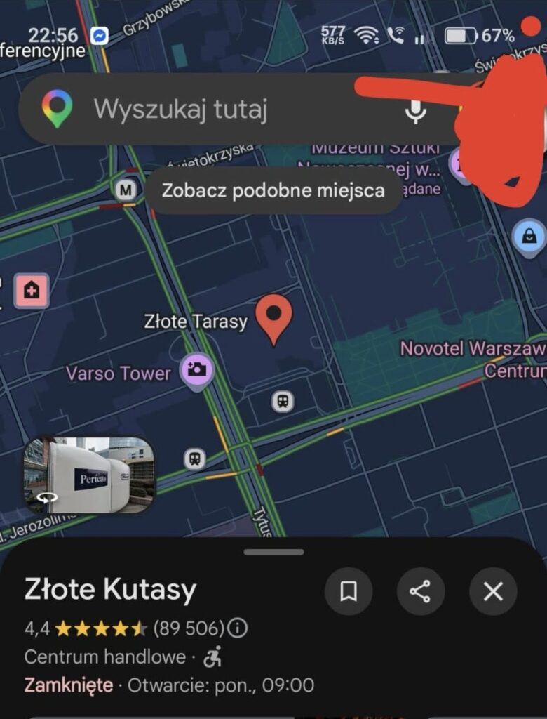 Mapa z lokalizacją Złotych Kutasów, centrum handlowego w Warszawie, z informacją o godzinach otwarcia.