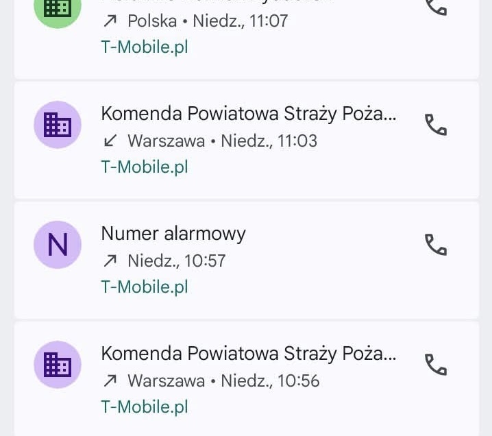 Ekran historii połączeń z numerem alarmowym i Komendą Powiatową Straży Pożarnej w Warszawie.